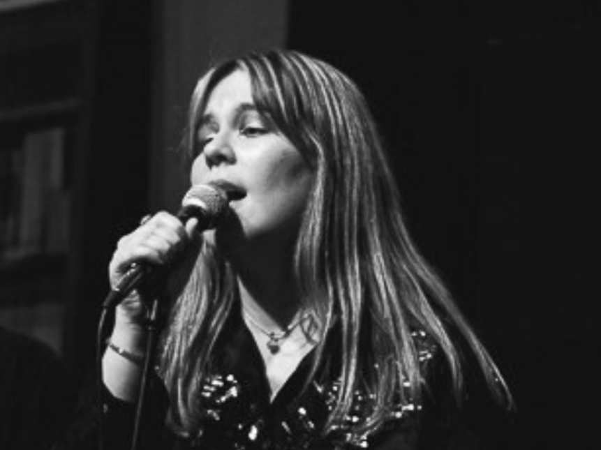 MARIA PAULA & MYSTIC