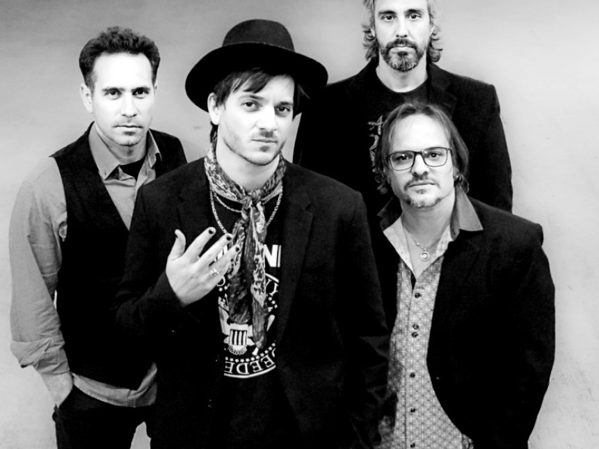 TIAGO & LOS PAJAROS